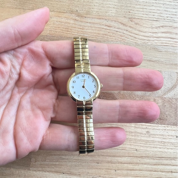 Citizen Accessories - Citizen ladies gold tone dress watch NEW BATTERY
